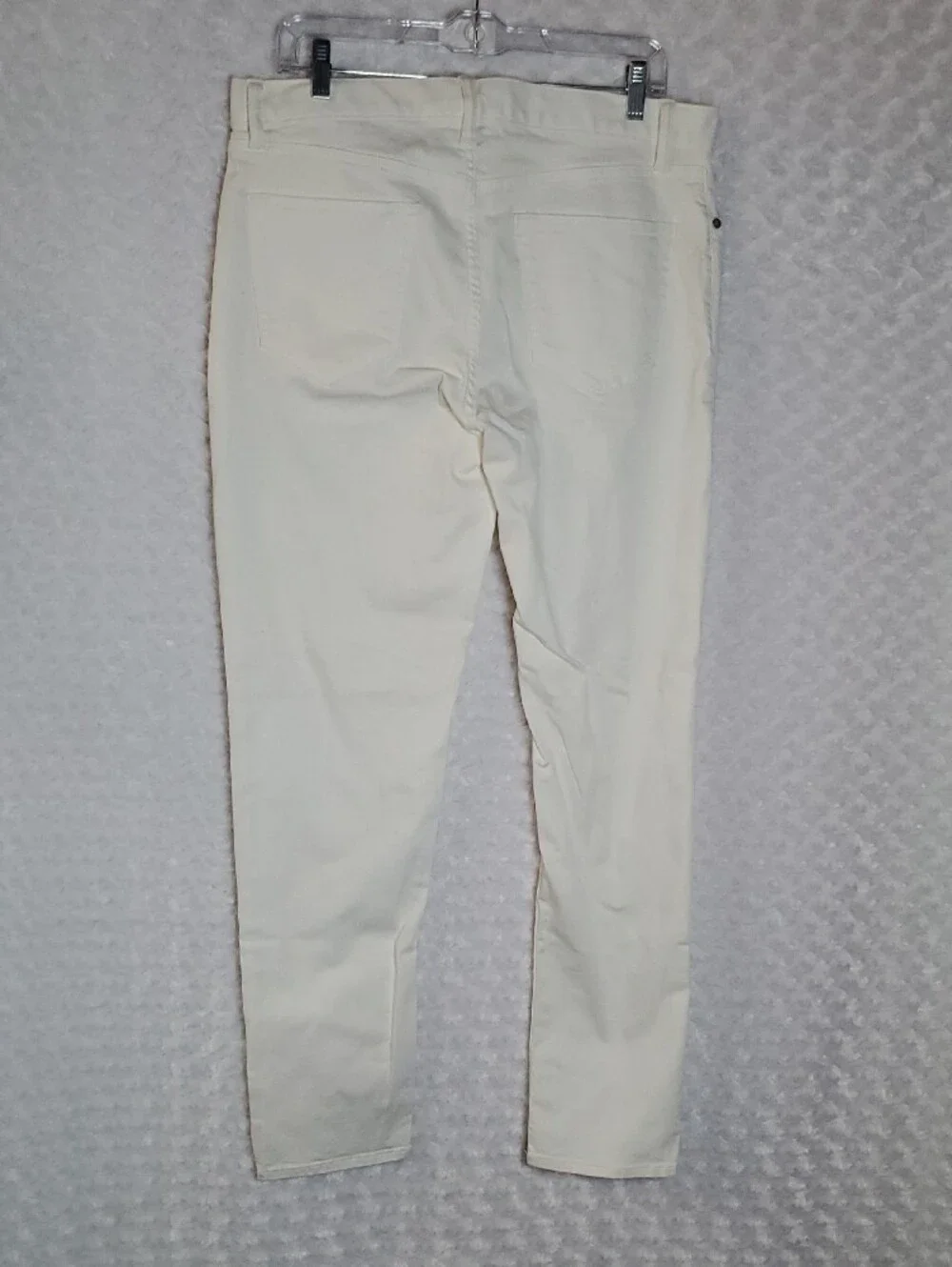 Banana Republic Men's Slim Skinny Jeans in Cream 33w 32L